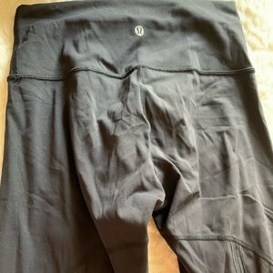 COPY - Black lululemon leggings